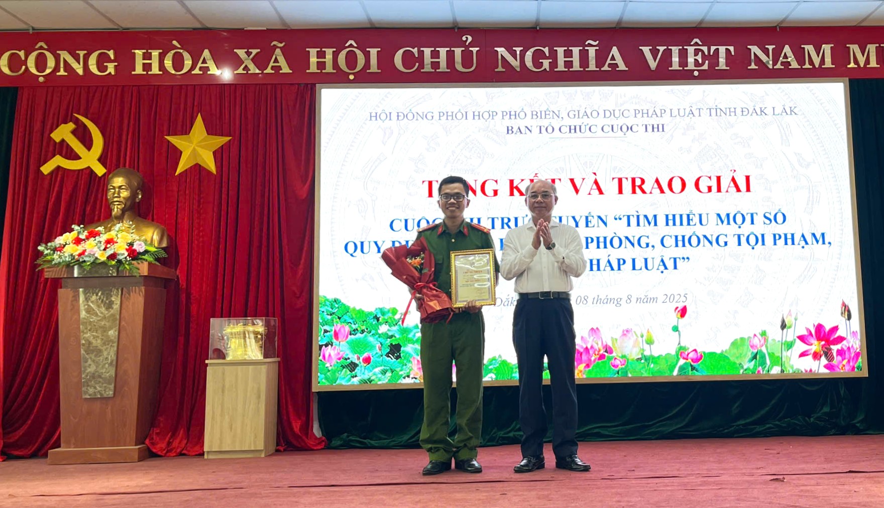 TỔNG KẾT VÀ TRAO GIẢI CUỘC THI TRỰC TUYẾN  “TÌM HIỂU MỘT SỐ QUY ĐỊNH PHÁP LUẬT VỀ PHÒNG,  CHỐNG TỘI PHẠM, VI PHẠM PHÁP LUẬT”