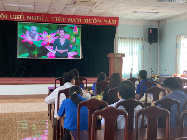 Chi đoàn Sở Tư pháp tổ chức học tập chuyên đề về tư tưởng, đạo đức, phong cách Hồ Chí Minh năm 2023 dành cho đoàn viên, thanh niên.