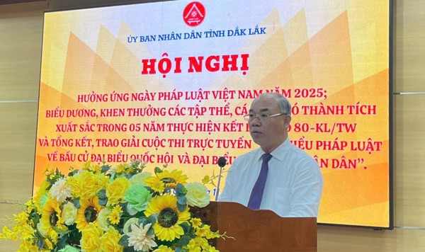 Đắk Lắk thúc đẩy "Văn hóa tuân thủ pháp luật" trong toàn xã hội nhân Ngày Pháp luật Việt Nam