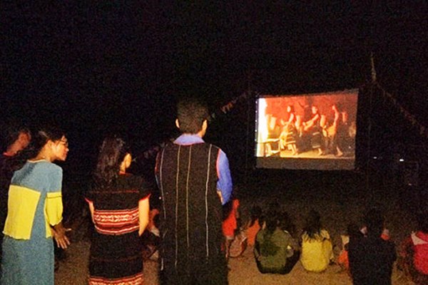 Đẩy mạnh tuyên truyền, phát huy vai trò điện ảnh, chiếu phim lưu động trên địa bàn tỉnh Đắk Lắk