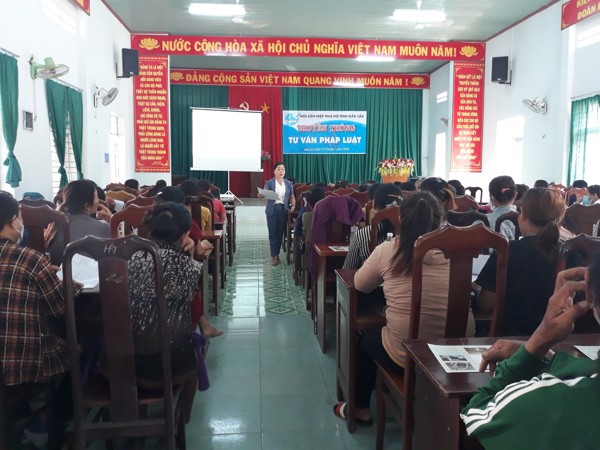 Truyền thông về trợ giúp pháp lý tại vùng biên giới xã Krông Na huyện Buôn Đôn