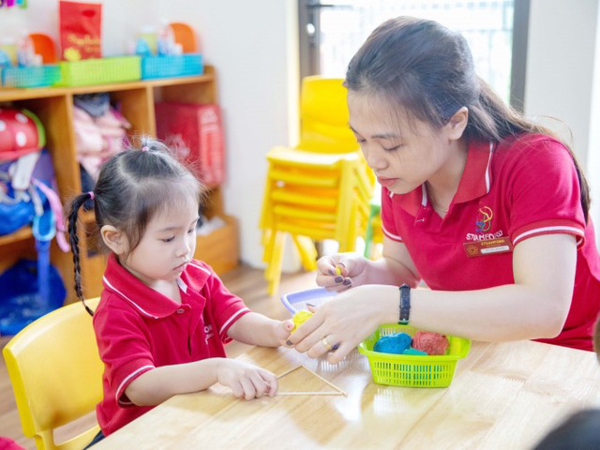 Chính sách hỗ trợ cán bộ quản lý, giáo viên, nhân viên trong các cơ sở giáo dục mầm non, giáo dục tiểu học ngoài công lập gặp khó khăn do đại dịch COVID-19