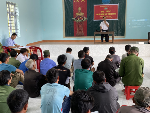 Trung tâm Trợ giúp pháp lý và Chi đoàn Sở Tư pháp phối hợp tổ chức hoạt động truyền thông về trợ giúp pháp lý và tư vấn pháp luật tại xã Cư Drăm, huyện Krông Bông