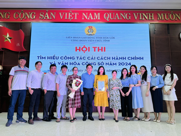 Công đoàn cơ sở Sở Tư pháp đạt giải Nhì tại Hội thi “Tìm hiểu công tác cải cách hành chính và văn hóa công sở năm 2024”
