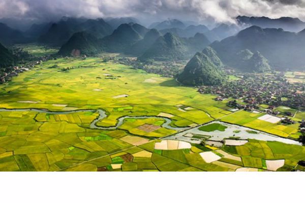 Phê duyệt Chương trình mục tiêu quốc gia phát triển kinh tế - xã hội  vùng đồng bào dân tộc thiểu số và miền núi