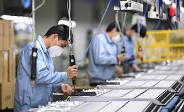 Một số giải pháp nhằm hỗ trợ doanh nghiệp, người dân  chịu tác động của dịch COVID-19
