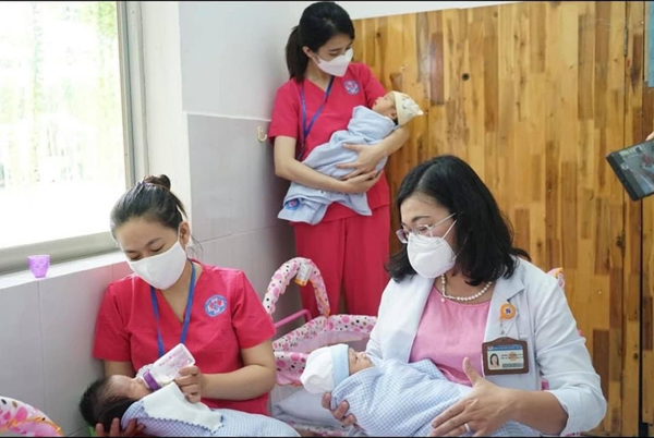 Hỗ trợ 1.000.000 đồng cho trẻ em là con của sản phụ bị nhiễm COVID-19