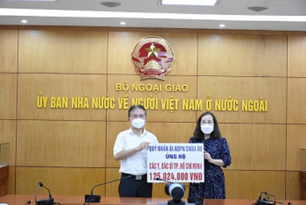 Nâng cao hiệu quả công tác về người Việt Nam ở nước ngoài  trong tình hình mới