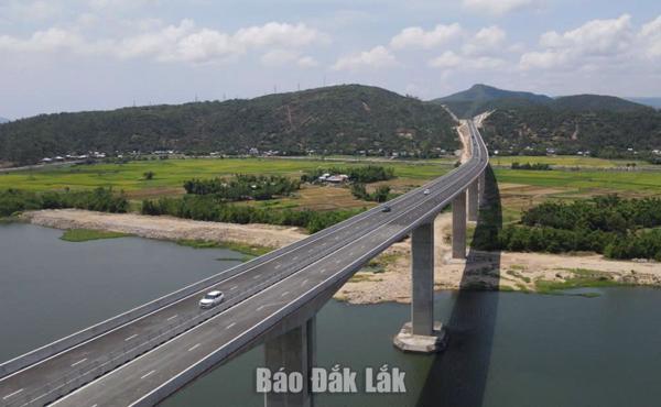 Ðộng lực phát triển từ tuyến giao thông huyết mạch