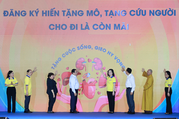 CHÀO MỪNG NĂM 2026 - NĂM CỦA NHỮNG TẤM LÒNG NHÂN ÁI Chung tay hiến máu, hiến mô tạng – Trao cơ hội sống, nhân lên yêu thương