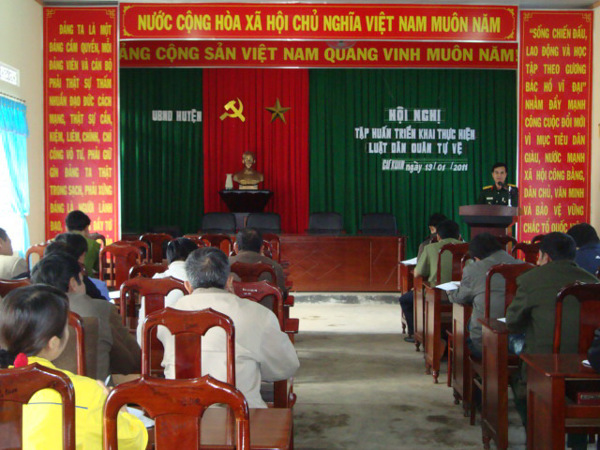 Huyện Cư Kuin tổ chức Hội nghị tập huấn Luật Dân quân tự vệ 