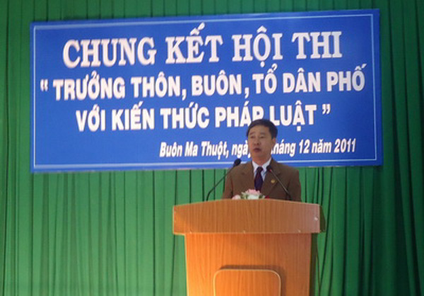 Chung kết hội thi “Trưởng thôn, buôn, tổ, dân phố với kiến thức pháp luật” năm 2011