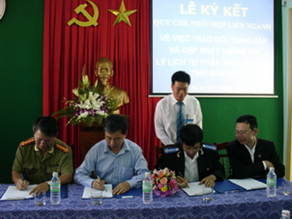 Sở Tư pháp tổ chức lễ ký kết Quy chế phối hợp liên ngành về việc trao đổi, cung cấp và cập nhật thông tin lý lịch tư pháp trên địa bàn tỉnh Đắk Lắk 