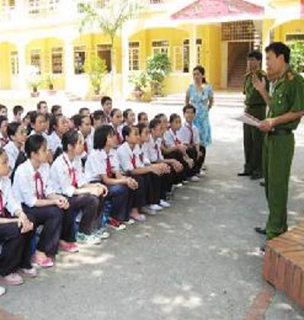 UBND tỉnh ban hành Kế hoạch triển khai Đề án phổ biến, giáo dục pháp luật cho thanh thiếu niên giai đoạn 2011 - 2015