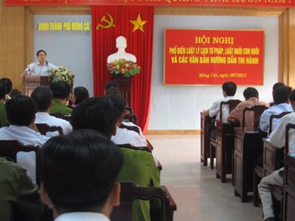 Huyện ủy Cư M’gar ban hành Chỉ thị về tăng cường sự lãnh đạo của Đảng trong công tác phổ biến giáo dục pháp luật, nâng cao ý thức chấp hành pháp luật của cán bộ nhân dân