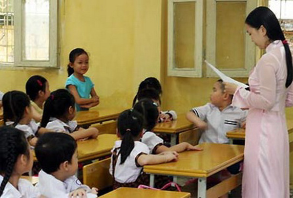 Nhà giáo đang giảng dạy, giáo dục tại các cơ sở giáo dục công lập sẽ được hưởng chế độ phụ cấp thâm niên