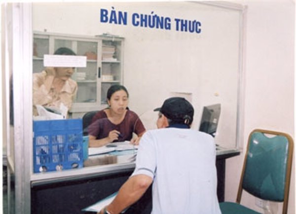  Từ ngày 05/3/2012 mở rộng thẩm quyền chứng thực bản sao, chữ ký cho Phòng Tư pháp cấp huyện 