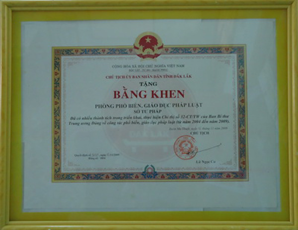 Chính phủ sửa đổi, bổ sung quy định về thi đua, khen thưởng