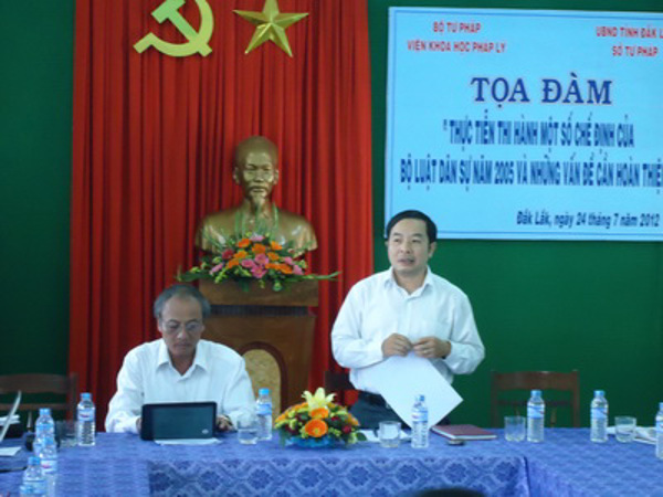 Viện Khoa học pháp lý - Bộ Tư pháp phối hợp với Sở Tư pháp tổ chức Tọa đàm về “Thực tiễn thi hành một số chế định của Bộ luật dân sự năm 2005 và những vấn đề cần hoàn thiện”