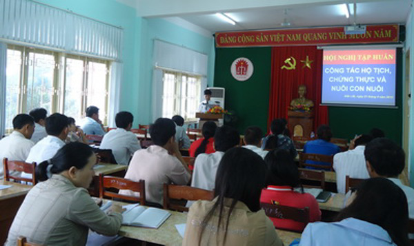 Sở Tư pháp tổ chức Hội nghị tập huấn công tác hộ tịch, chứng thực và nuôi con nuôi