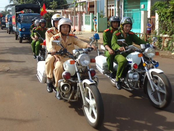 Công điện của Chủ tịch UBND tỉnh về tăng cường công tác đảm bảo trật tự an toàn giao thông trong các ngày lễ 30/4 và 01/5