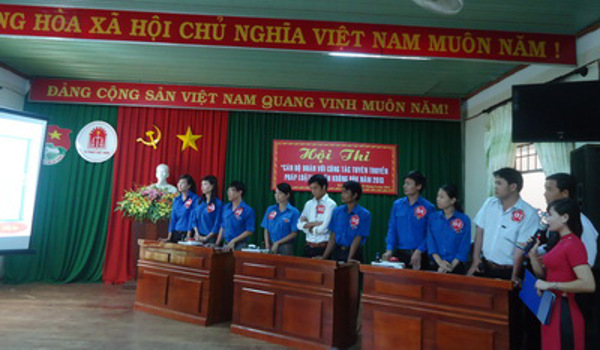 UBND huyện Krông Búk tổ chức Hội thi “Cán bộ Đoàn với công tác tuyên truyền pháp luật” năm 2013: