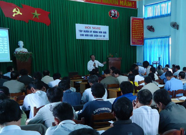 Chính phủ quy định chi tiết một số điều và biện pháp thi hành Luật Hòa giải ở cơ sở