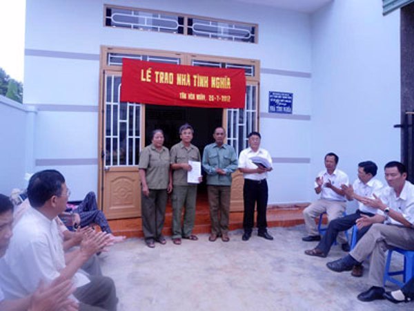  Tăng cường tổ chức vận động đóng góp, xây dựng  Quỹ “Đền ơn đáp nghĩa” trên địa bàn tỉnh Đắk Lắk