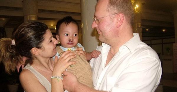 Bộ Tư pháp hướng dẫn tìm gia đình thay thế ở nước ngoài cho trẻ em có nhu cầu chăm sóc đặc biệt