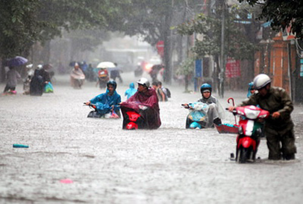 Tăng cường bảo đảm an toàn giao thông trong mùa mưa, bão