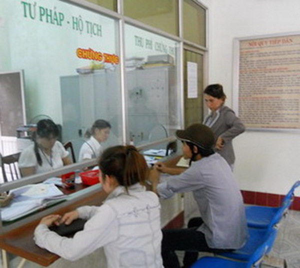 Bộ Tư pháp hướng dẫn chứng thực Giấy bán, tặng, cho xe cá nhân và xe chuyên dùng