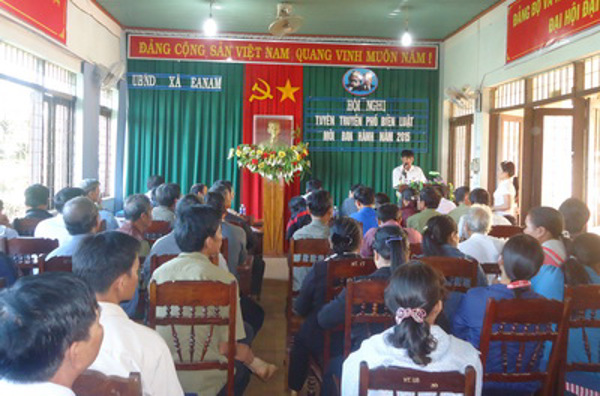 UBND xã Ea Nam huyện Ea H’leo tổ chức Hội nghị phổ biến pháp luật