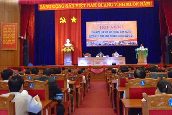UBND tỉnh tổng kết 05 năm thực hiện Chương trình mục tiêu quốc gia xây dựng nông thôn mới giai đoạn 2010 - 2015