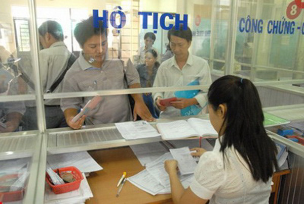 Lệ phí đăng ký hộ tịch ở cấp huyện tối đa là 1.500.000 đồng