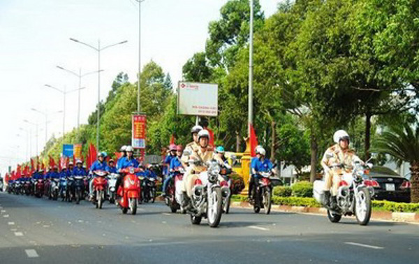 Đắk Lắk triển khai công tác bảo đảm trật tự an toàn giao thông năm 2015 