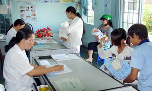 Triển khai thực hiện liên thông các thủ tục hành chính về Đăng ký khai sinh, đăng ký thường trú, cấp thẻ Bảo hiểm y tế cho trẻ em dưới 6 tuổi trên địa bàn tỉnh