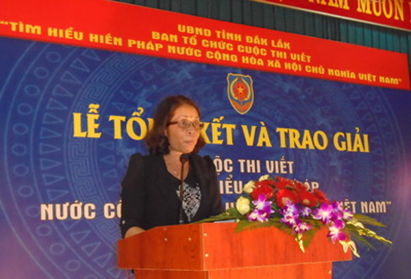 Tổ chức Lễ tổng kết và trao giải cuộc thi viết “Tìm hiểu Hiến pháp nước Cộng hòa xã hội chủ nghĩa Việt Nam”