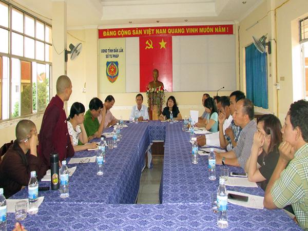 Thứ trưởng Bộ Tư pháp Lê Tiến Châu thăm và làm việc tại Sở Tư pháp