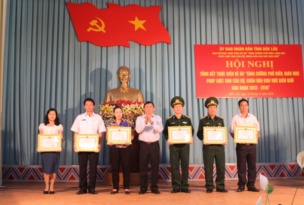 Hội nghị tổng kết Đề án “Tăng cường phổ biến, giáo dục pháp luật cho cán bộ, nhân dân khu vực biên giới giai đoạn 2013 - 2016” 
