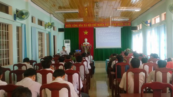 Huyện Krông Bông tổ chức hội nghị tập huấn nghiệp vụ công tác kiểm soát thủ tục hành chính và xử lý vi phạm hành chính năm 2016