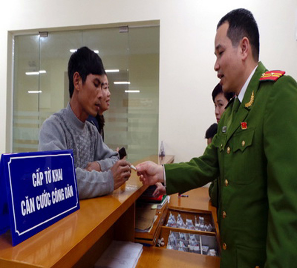 Các cơ quan đăng ký hộ tịch có trách nhiệm cập nhật thông tin cho cơ quan quản lý Cơ sở dữ liệu quốc gia về dân cư
