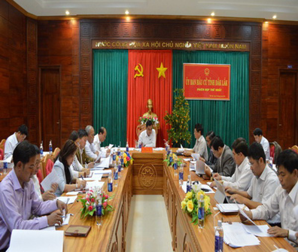 Ủy ban bầu cử tỉnh công bố số đơn vị bầu cử, danh sách các đơn vị bầu cử và số lượng đại biểu HĐND tỉnh - khóa IX (nhiệm kỳ 2016-2021) được bầu ở mỗi đơn vị bầu cử trên địa bàn tỉnh.