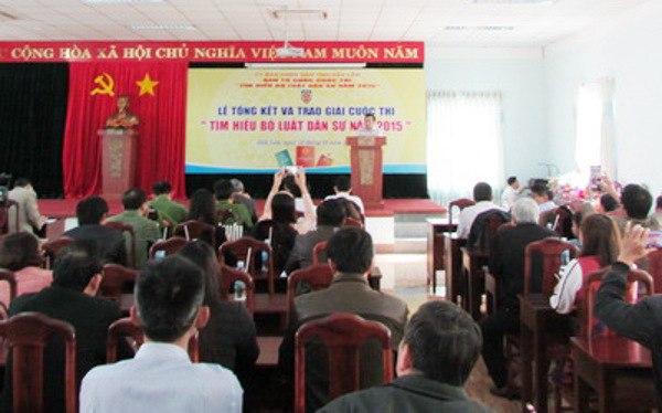 Tỉnh Đắk Lắk tổ chức Lễ tổng kết và trao giải Cuộc thi “Tìm hiểu Bộ luật Dân sự năm 2015” 