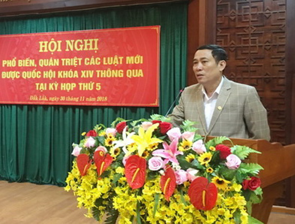 UBND tỉnh tổ chức Hội nghị phổ biến, quán triệt các luật mới được Quốc hội khóa XIV thông qua tại kỳ họp thứ 5