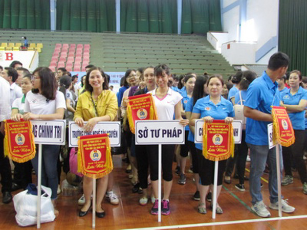 Khai mạc Hội thao công chức, viên chức, lao động thuộc Công đoàn Viên chức tỉnh và hoạt động kỷ niệm Ngày Quốc tế Phụ nữ năm 2018