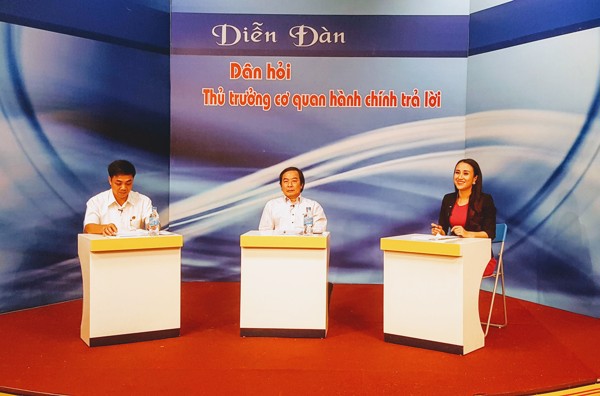  Chương trình "Dân hỏi – Thủ trưởng cơ quan hành chính trả lời" tháng 5-2018 
