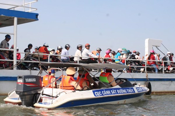  Thủ tướng Chính phủ phê duyệt Đề án “Các giải pháp đảm bảo trật tự an toàn giao thông đường thủy nội địa trong tình hình mới”