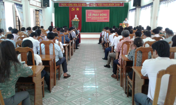 Huyện Ea H’leo tổ chức Lễ phát động Cuộc thi “Tìm hiểu Bộ luật Hình sự năm 2015” 