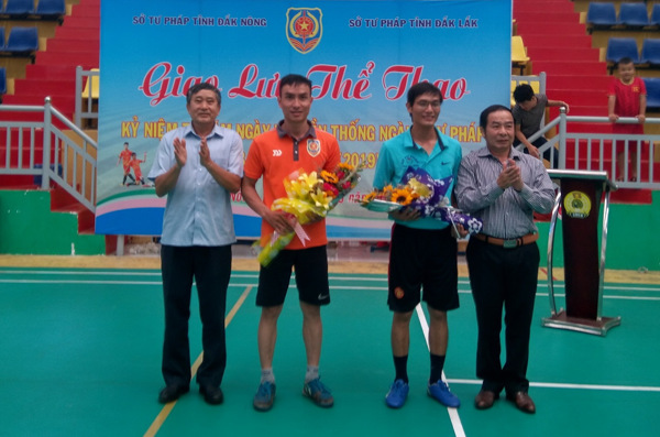  GIAO LƯU VỚI SỞ TƯ PHÁP TỈNH ĐẮK NÔNG NHÂN KỶ NIỆM 74 NĂM NGÀY TRUYỂN THỐNG NGÀNH TƯ PHÁP VIỆT NAM 