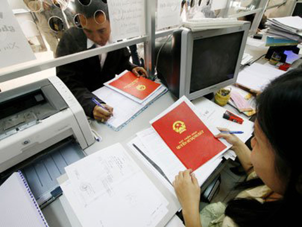  UBND tỉnh ban hành Quy chế phối hợp trong quản lý nhà nước về đăng ký thế chấp quyền sử dụng đất, tài sản gắn liền với đất trên địa bàn tỉnh